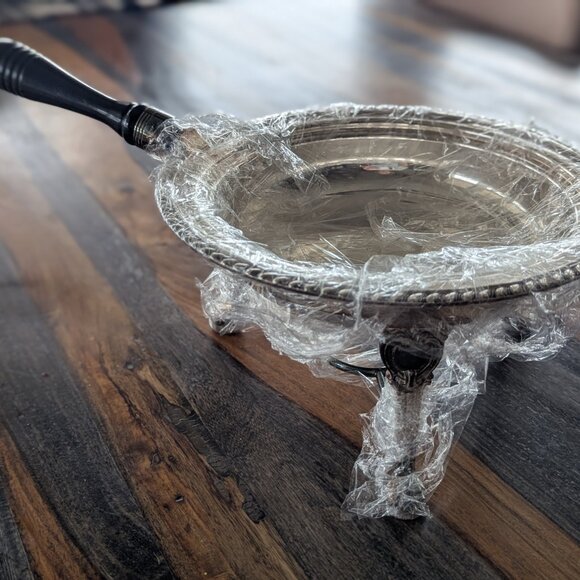 English Vintage Silver Plated Chafing Dish - 2 piece - Picture 9 of 10